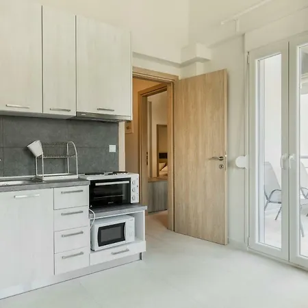 V Luxury * Сиври